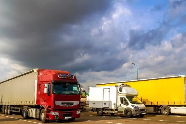 Adana Turgutlu Nakliyat Ambarları